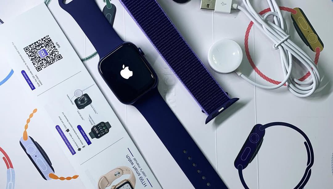 Smart Watch With Apple Logo Full Display Smart Watch at best Bluetooth Calling | Wireless Changing (Random Dual Strips)