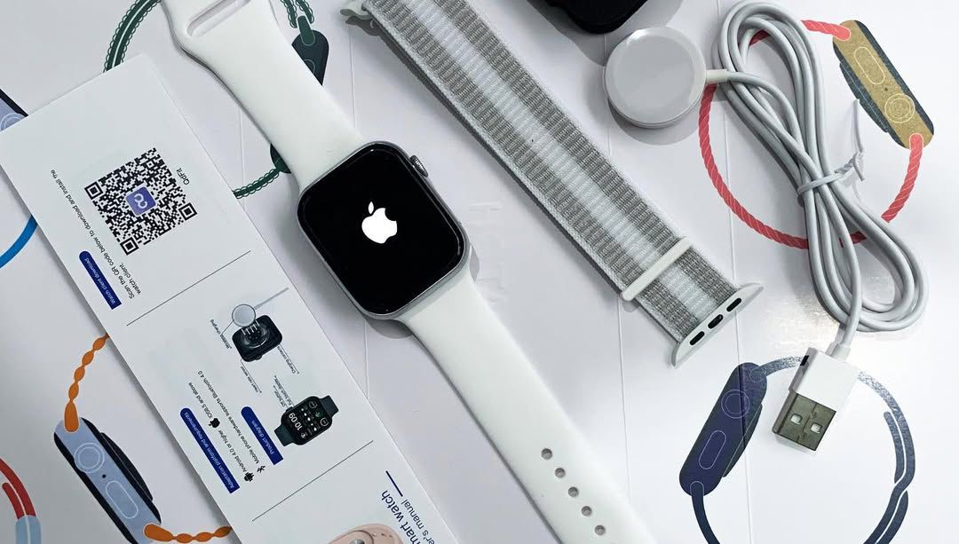 Smart Watch With Apple Logo Full Display Smart Watch at best   Bluetooth Calling | Wireless Changing  (Random Dual Strips)